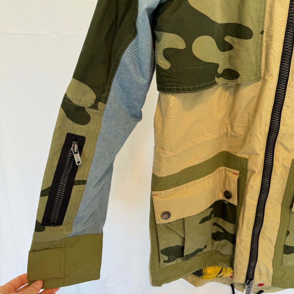 L.A.M.B x Burton Riff Parka Camo Snowboard Jacket Size XS - Picture 11 of 13